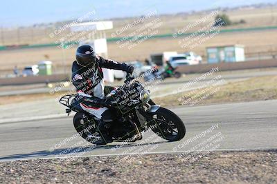 media/Feb-05-2023-Classic Track Day (Sun) [[c35aca4a42]]/Group 2/session 4 turn 4/